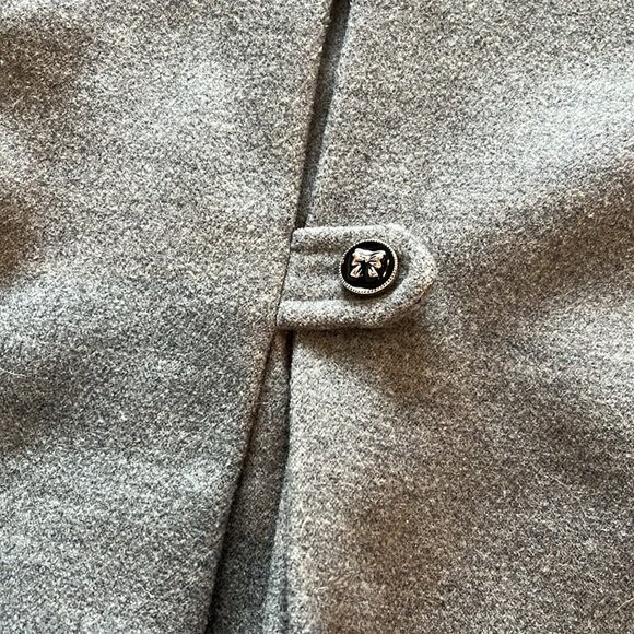 Janie and Jack Collection Gray Peacoat with Bow Buttons Size 2T - Picture 8 of 9